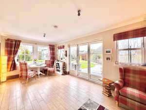 Photo 11- click for photo gallery